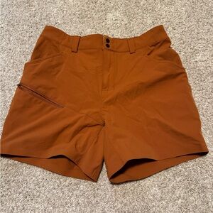 Women’s Hiking Shorts in Rust